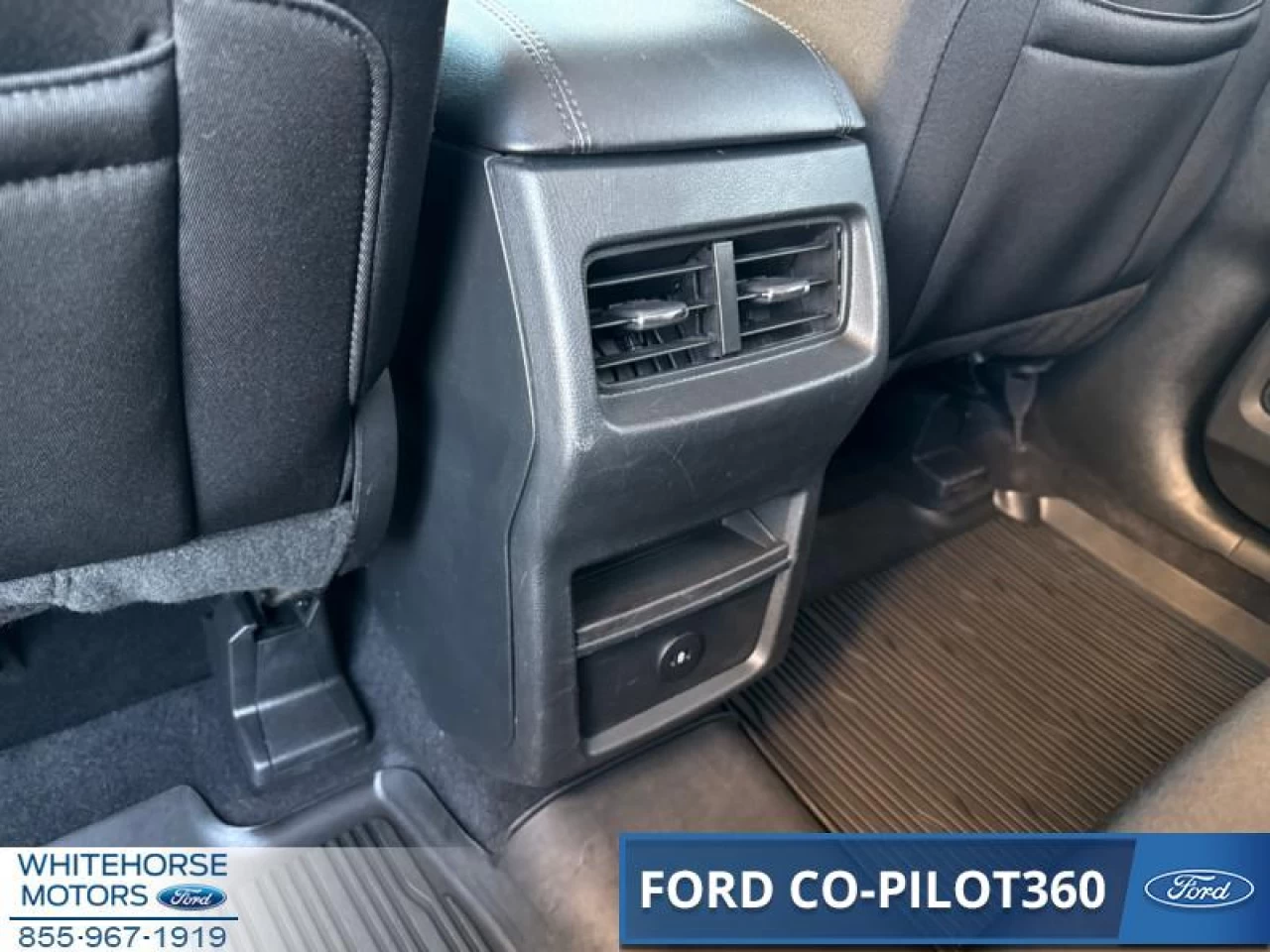 2023 Ford Edge SEL Main Image