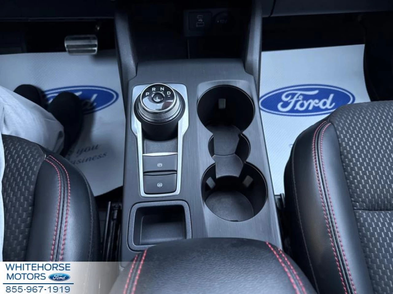 2023 Ford Escape ST-Line AWD Image principale