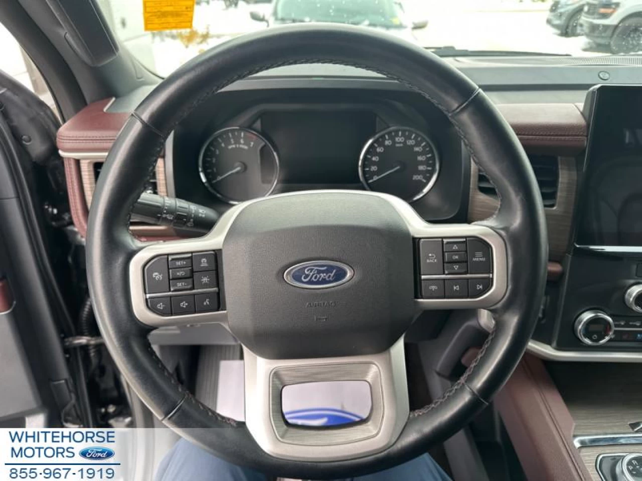 2022 Ford Expedition Limited Max Main Image