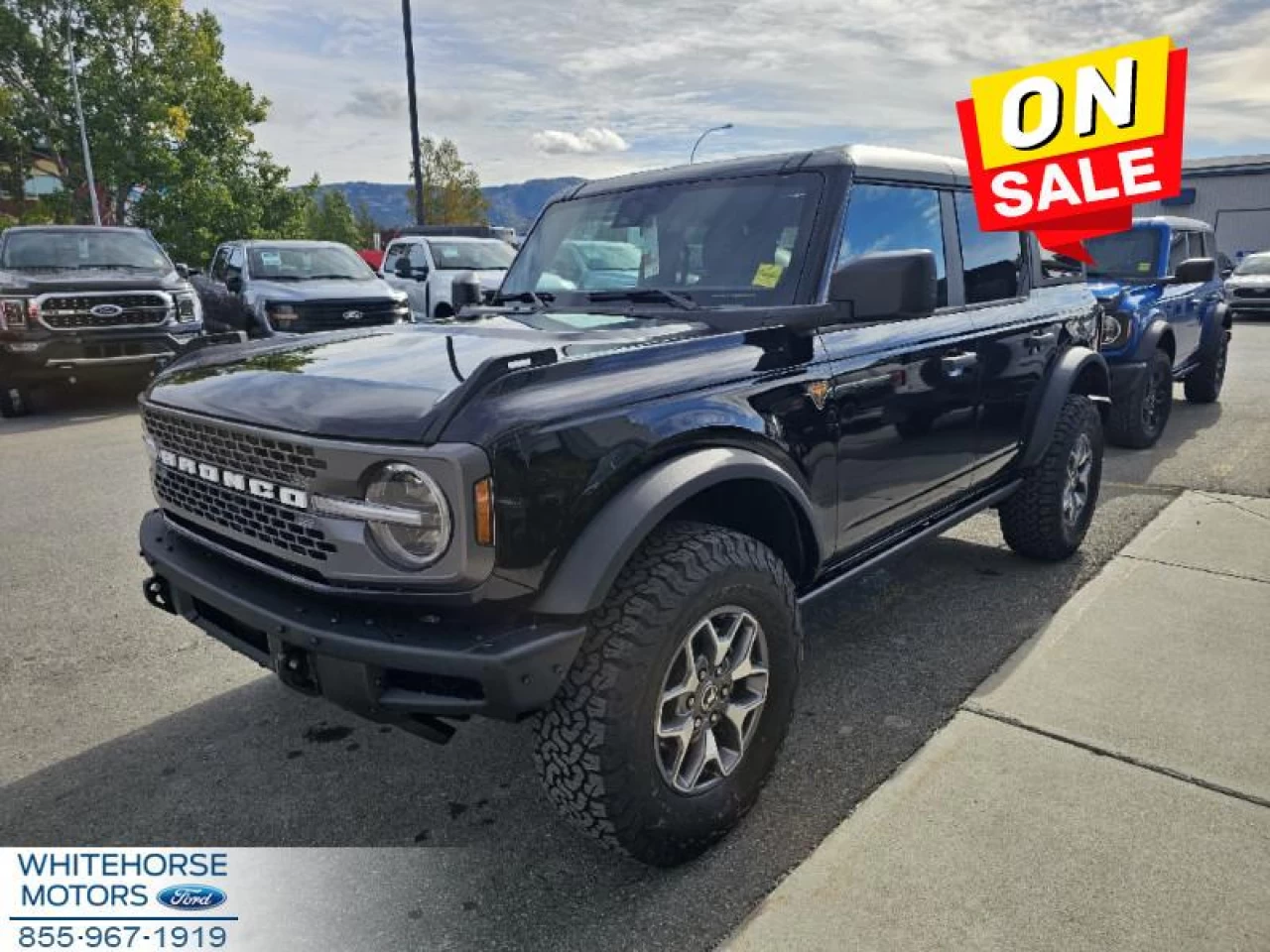 2024 Ford Bronco Badlands Main Image