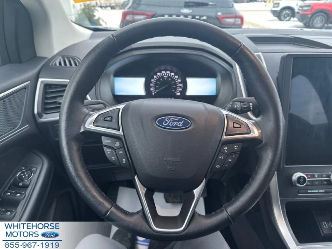 2023 Ford Edge SEL Main Image