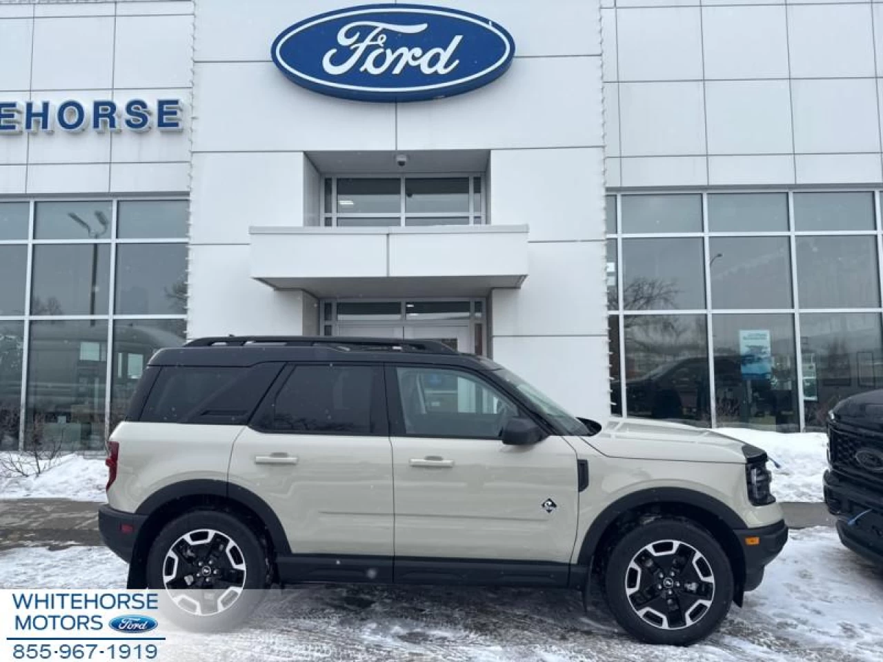 2024 Ford Bronco Sport Outer Banks Main Image