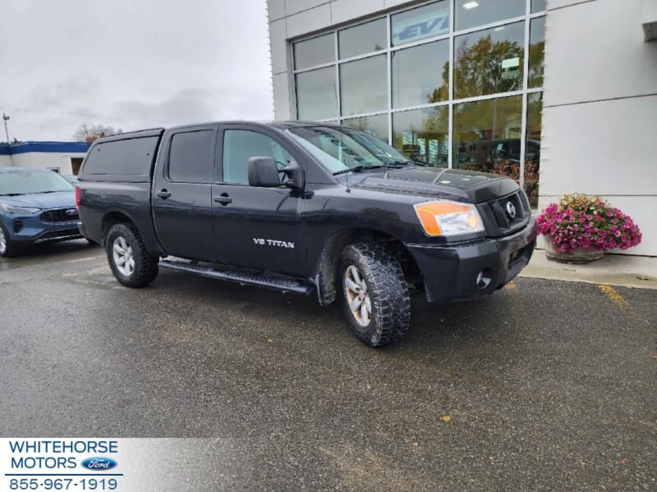 2011 Nissan Titan S Image principale