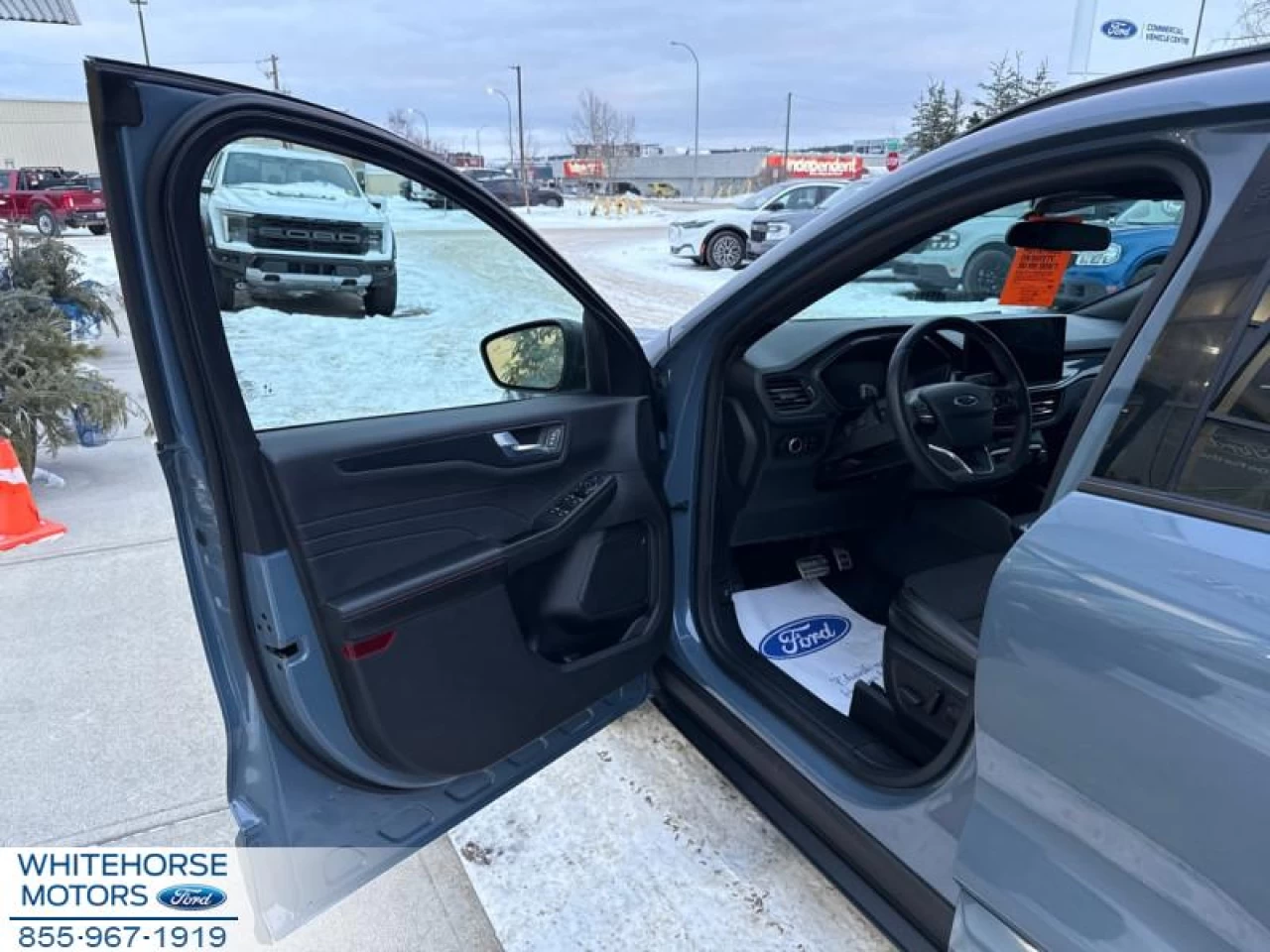 2023 Ford Escape ST-Line AWD Main Image