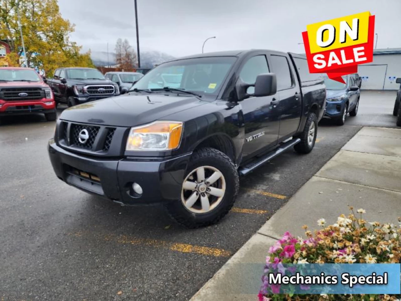 2011 Nissan Titan S Image principale