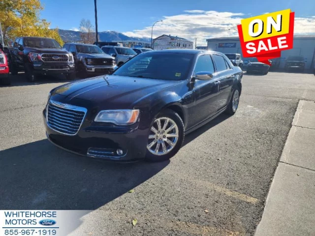 Chrysler 300C Base 2012