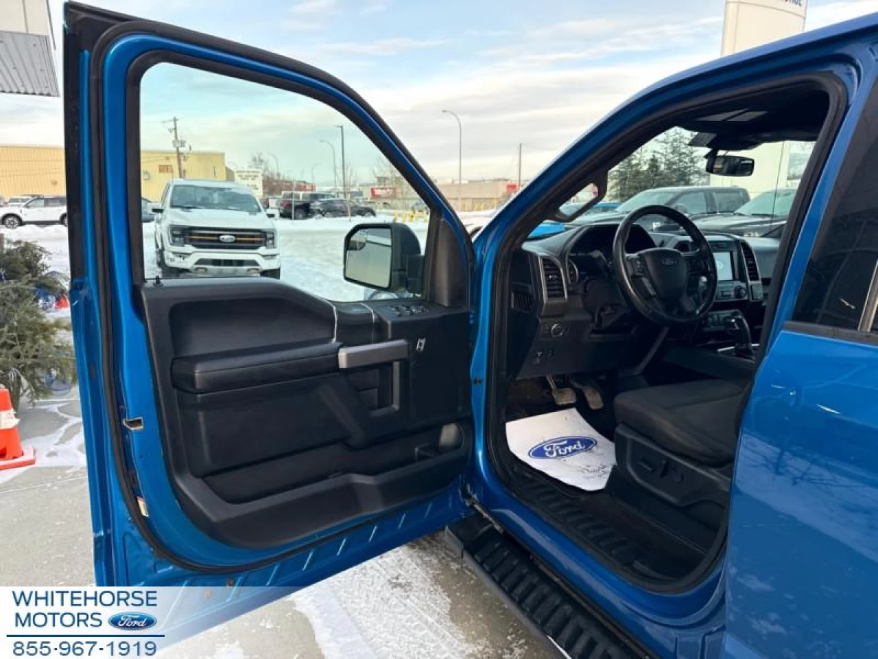 2019 Ford F-150 XLT Main Image