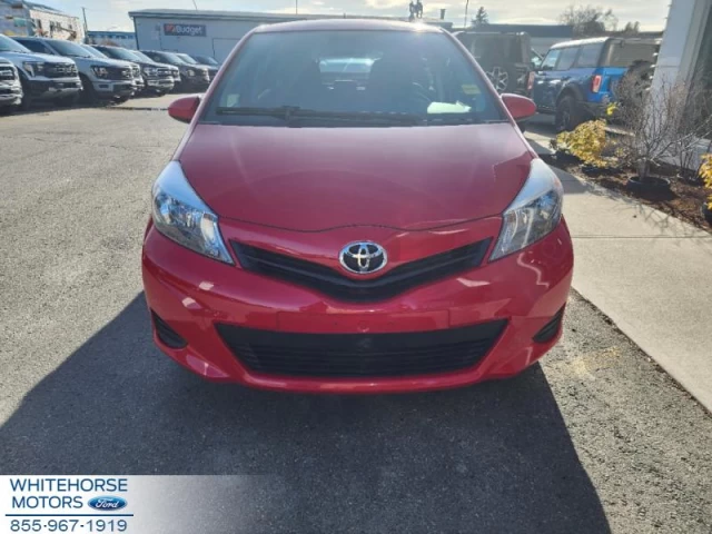 Toyota Yaris LE 2014