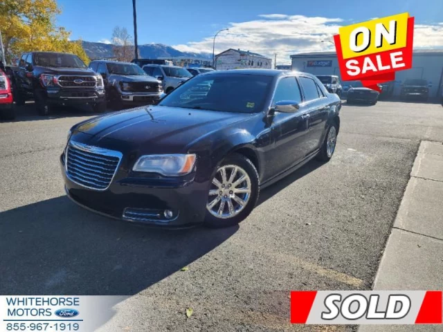 Chrysler 300C Base 2012