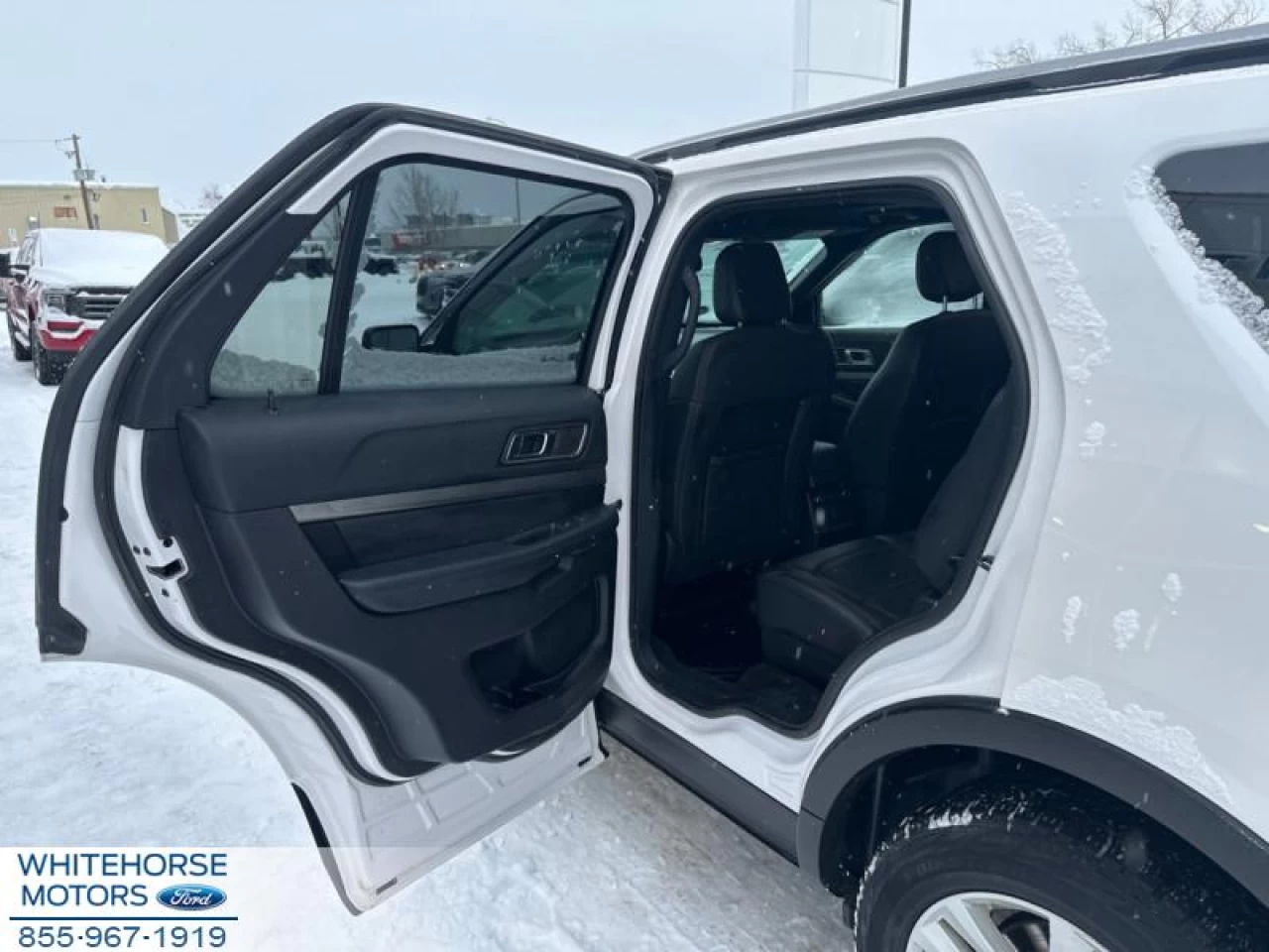 2018 Ford Explorer XLT Main Image