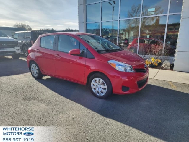 Toyota Yaris LE 2014