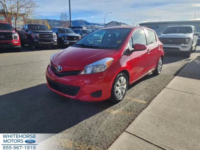 Toyota Yaris LE 2014